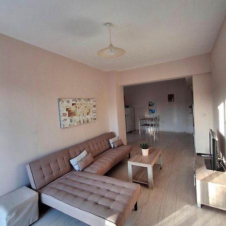 Tasias Apartments Ликсури Екстериор снимка