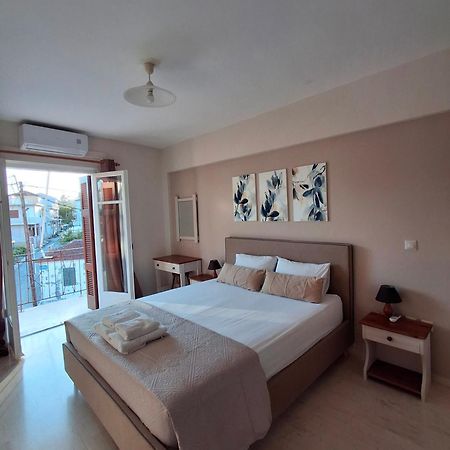 Tasias Apartments Ликсури Екстериор снимка