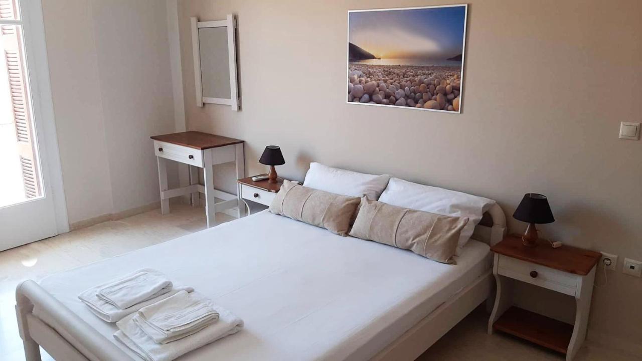 Tasias Apartments Ликсури Екстериор снимка