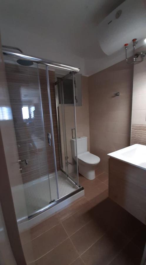 Tasias Apartments Ликсури Екстериор снимка