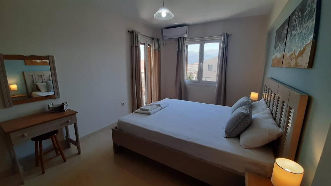 Tasias Apartments Ликсури Екстериор снимка
