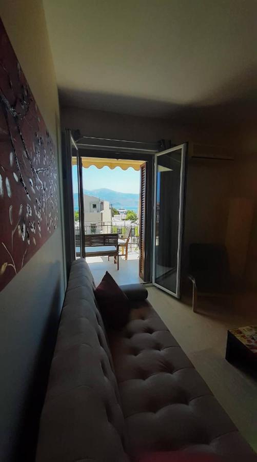 Tasias Apartments Ликсури Екстериор снимка