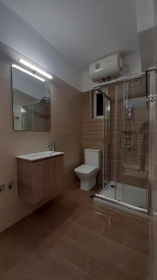 Tasias Apartments Ликсури Екстериор снимка
