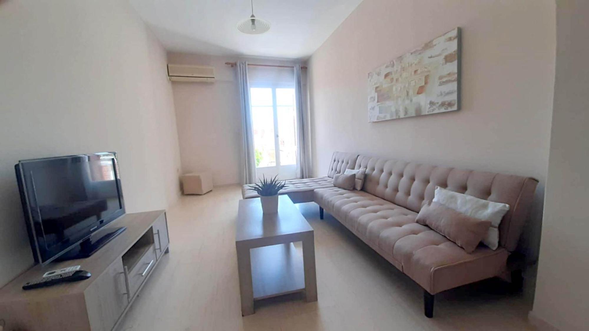 Tasias Apartments Ликсури Екстериор снимка
